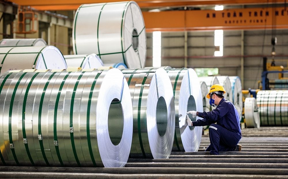 Sản lượng thép giảm mạnh ở Ấn Độ và Trung Quốc
