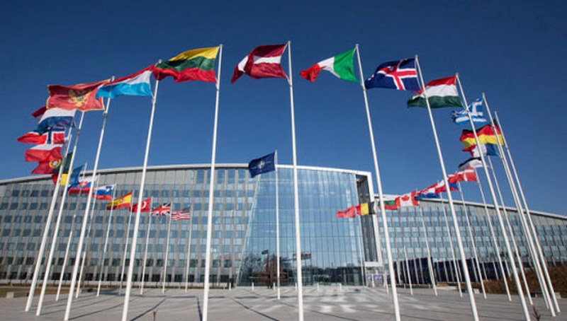 Mục đích của Nato là bảo vệ các nước thành viên khỏi sự xâm lược lãnh thổ từ các quốc gia khác